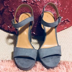 🌸OFFERS?🌸 Lauren Conrad Heels